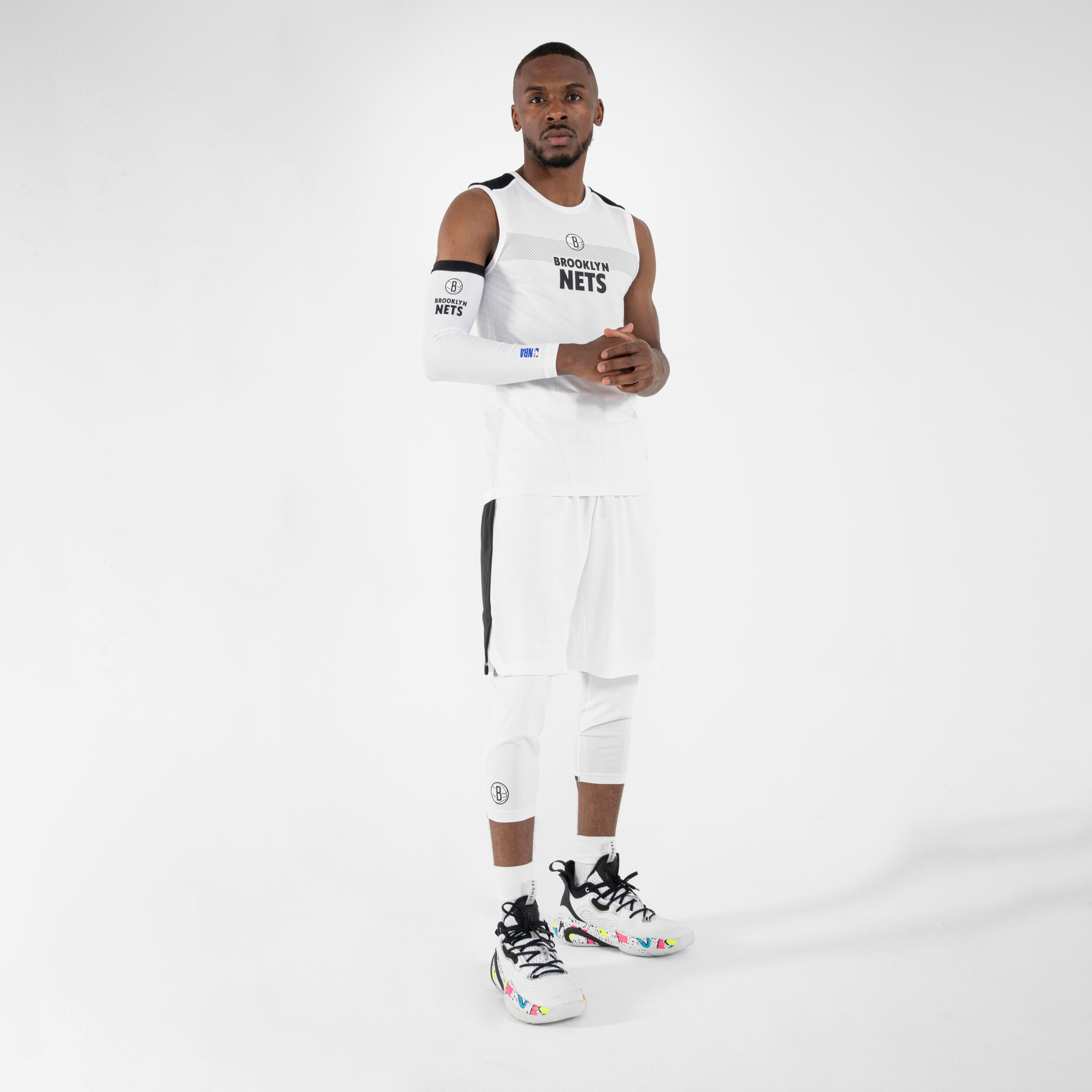 Adult Basketball Sleeve E500 - NBA Brooklyn Nets/White 4/8