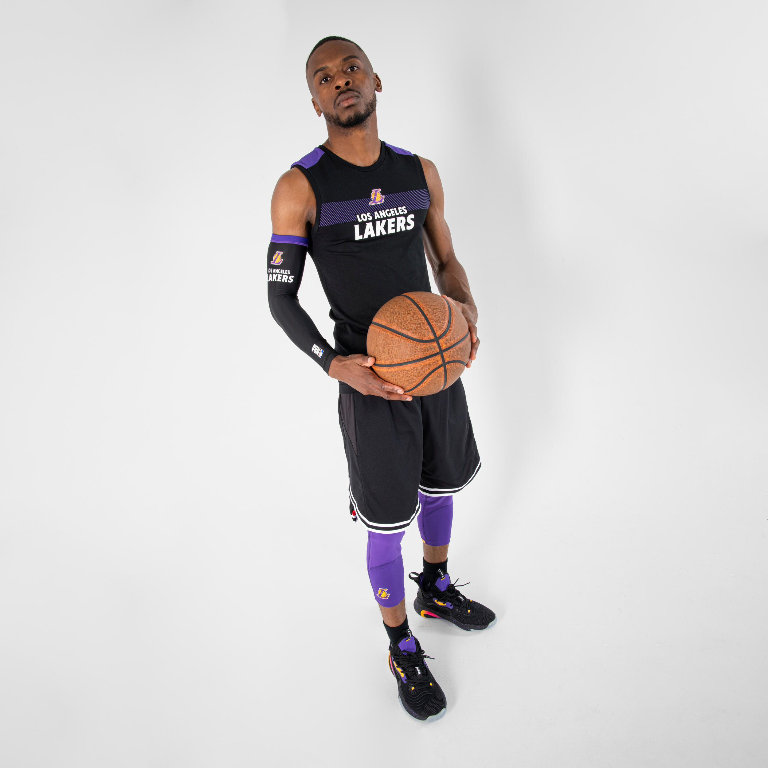 Lakers black sleeve jersey hot sale