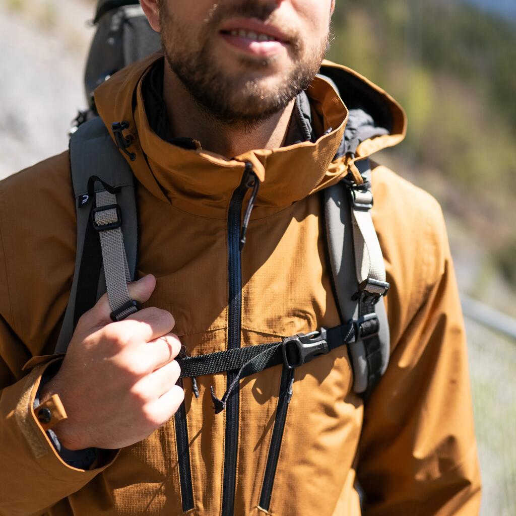 Vīriešu ūdensnecaurlaidīga trekinga jaka “trīs vienā” “Travel 500”,-10°C, melna