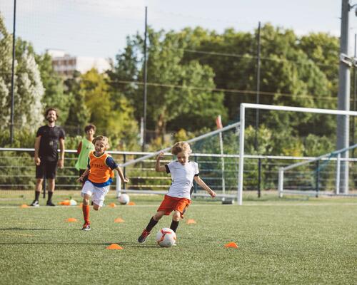 apprendre jouer football foot decathlon kipsta