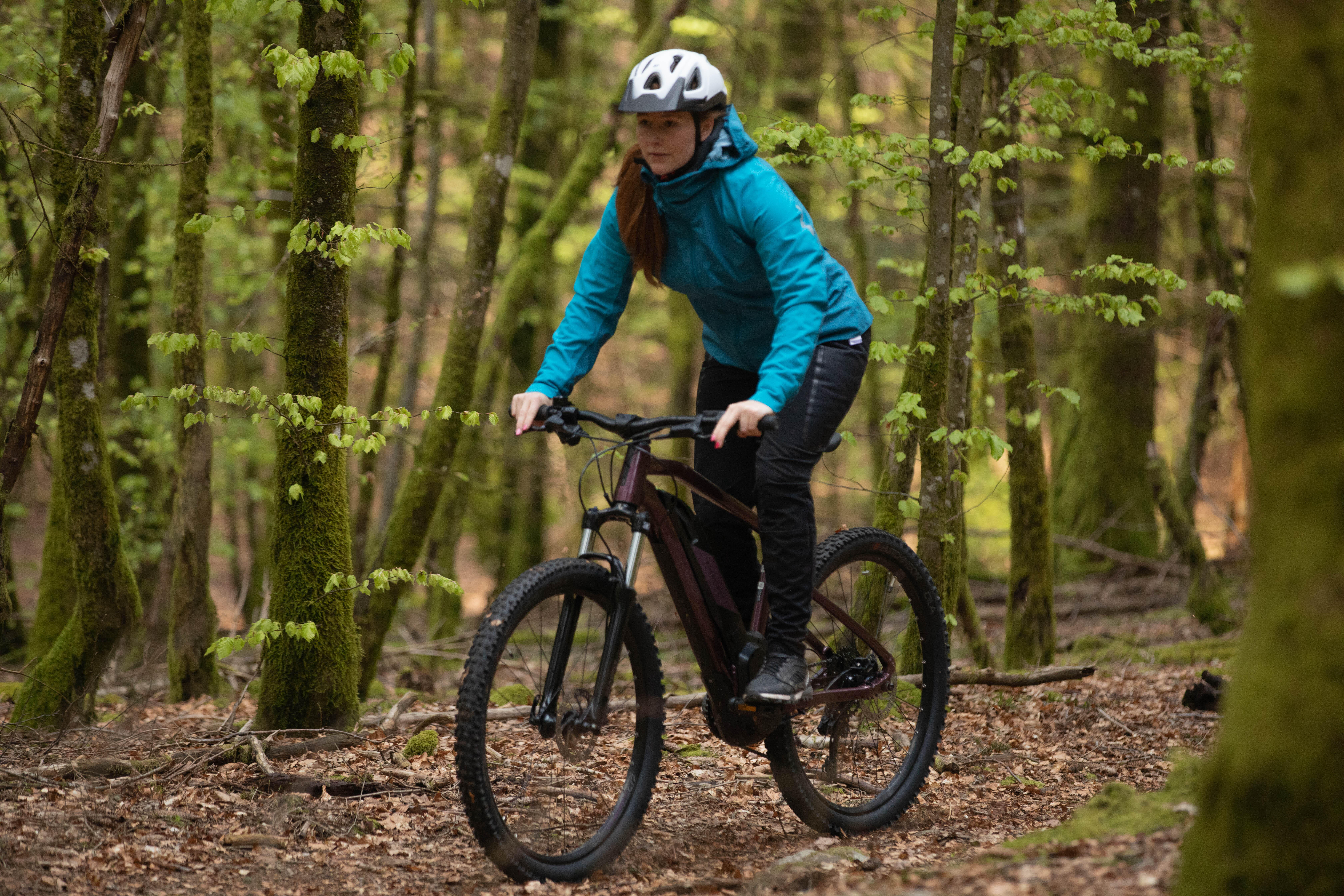 Casque de vélo de montagne - ST 100 blanc - ROCKRIDER