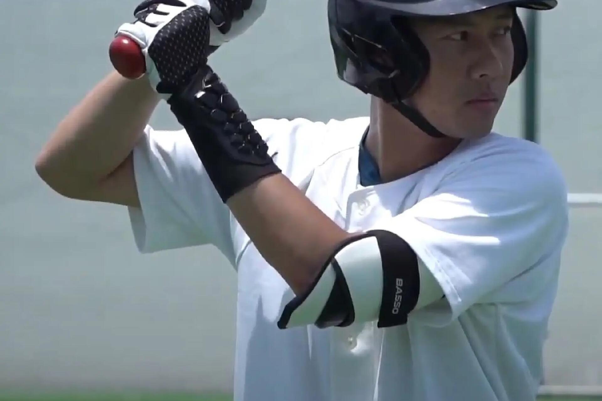 Mężczyzna grający w baseball