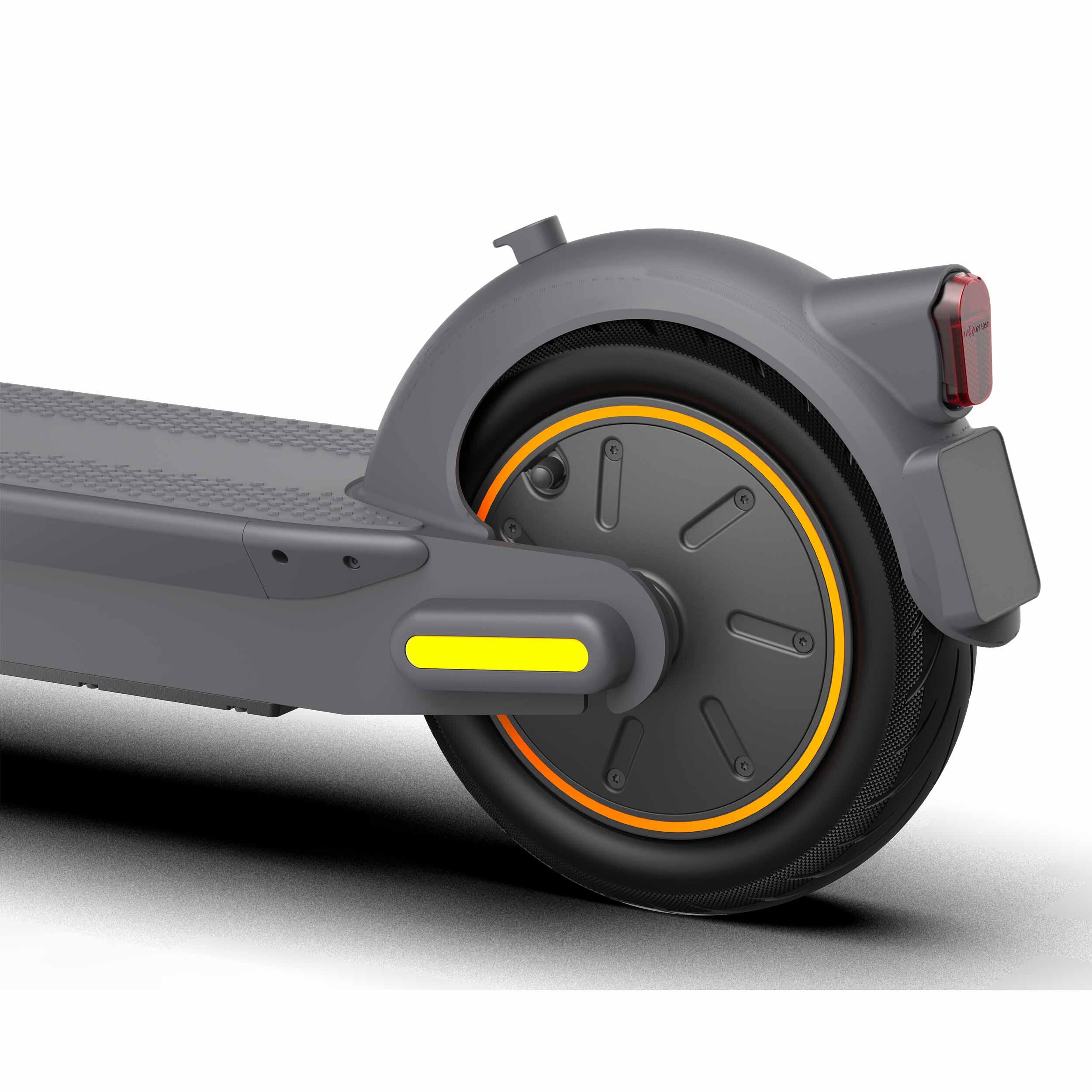 trottinette electrique Ninebot G30 Max 6/7