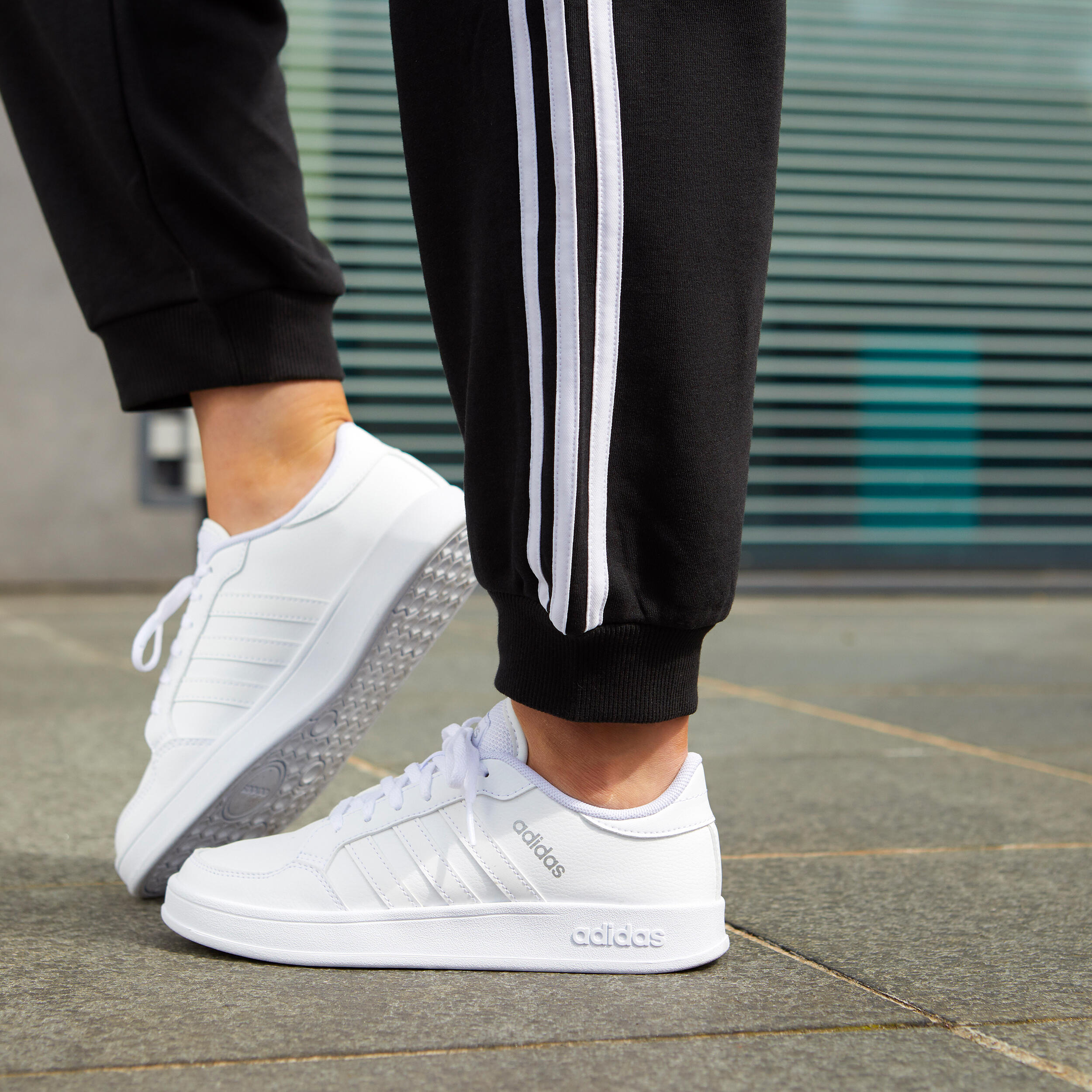 CALÇAS DE GINÁSTICA E PILATES ADIDAS CORE LOUNGE MULHER PRETO 11/12