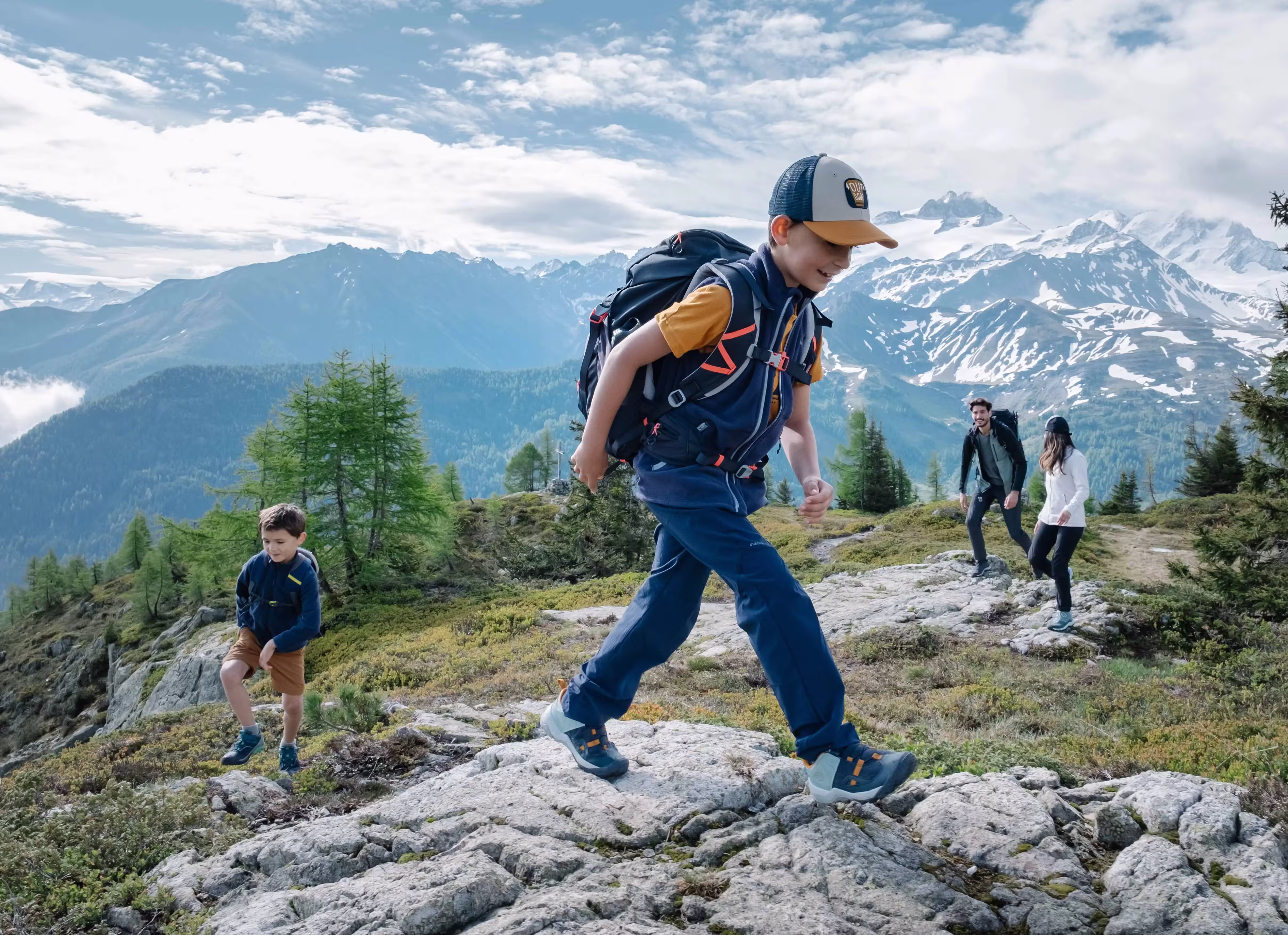 Randonnée en montagne en famille