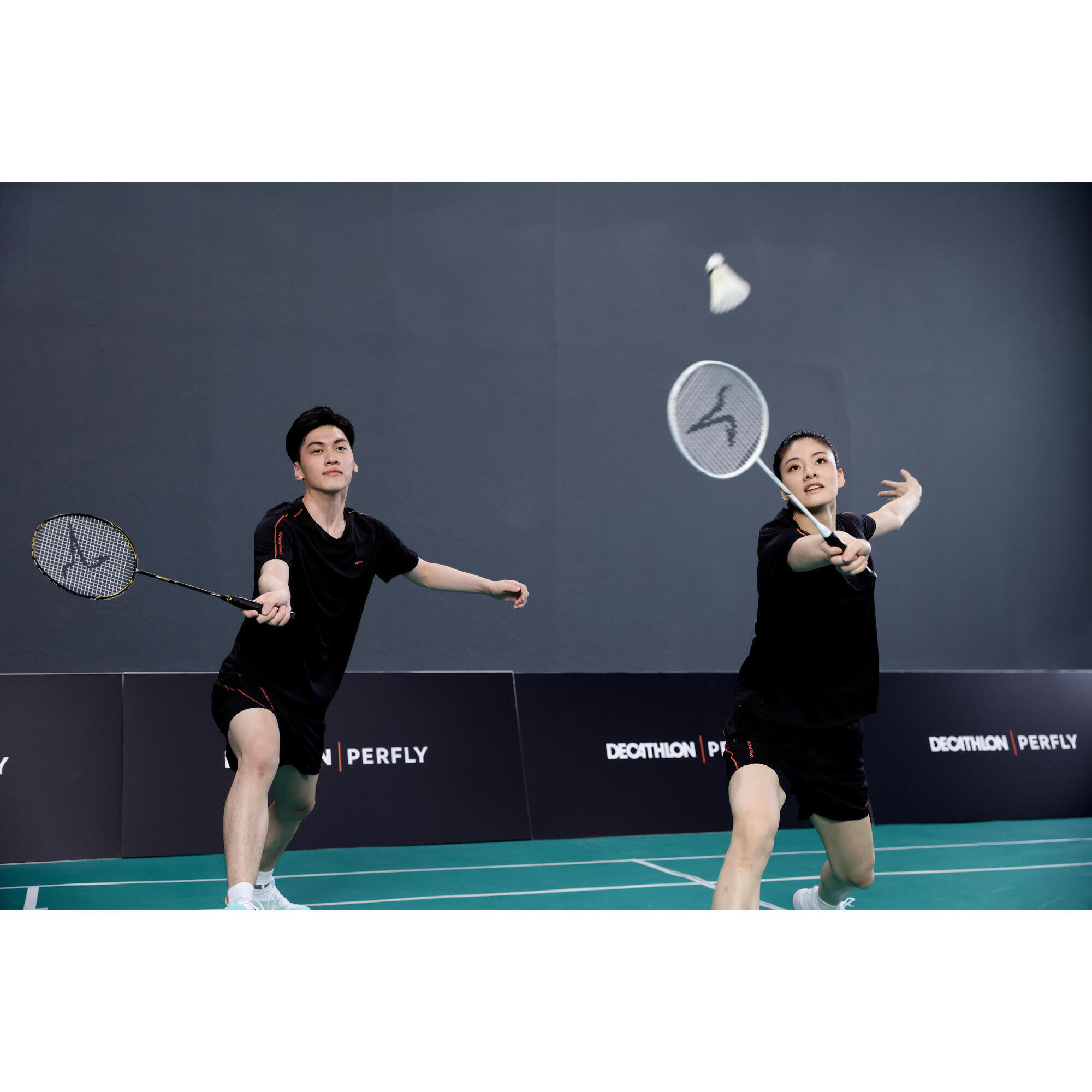 BR 500 Set di racchette da badminton per adulti - Bianco/Nero