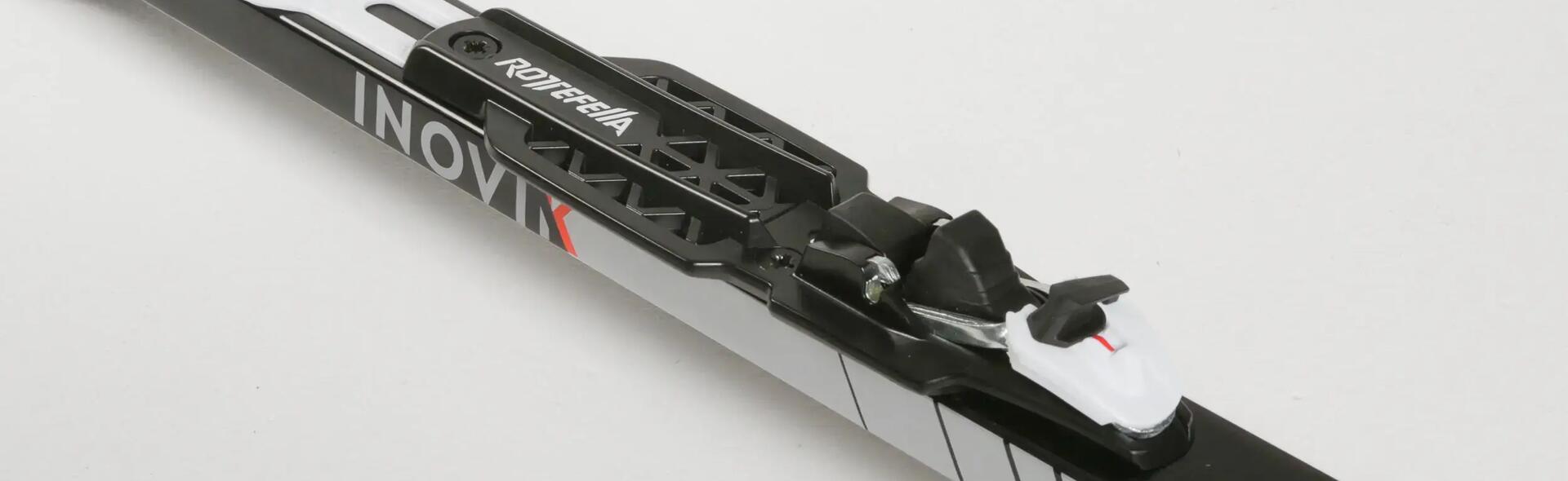 Wie stelle ich die Bindungen meiner Rollerski richtig ein?
