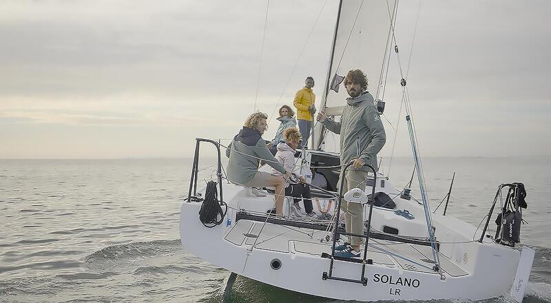 How to Choose Your Dinghy Sailing Clothing?