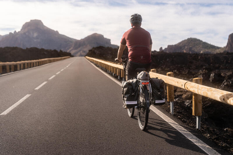 Comment choisir ses sacoches pour randonner à vélo