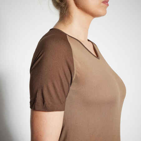 WOMEN’S SHORT SLEEVE T-SHIRT 500 LIGHTWEIGHT BREATHABLE BROWN