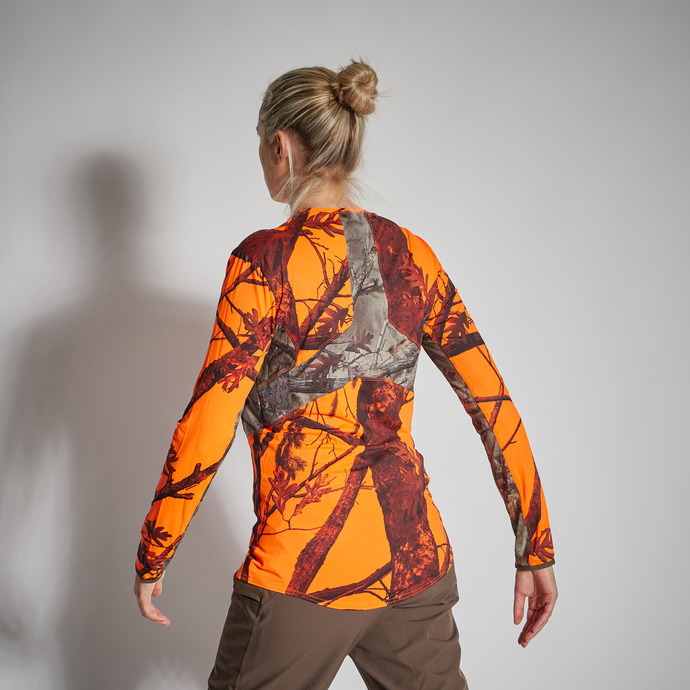 Geluidloos en ademend camouflageshirt dames 500 fluo 2/7