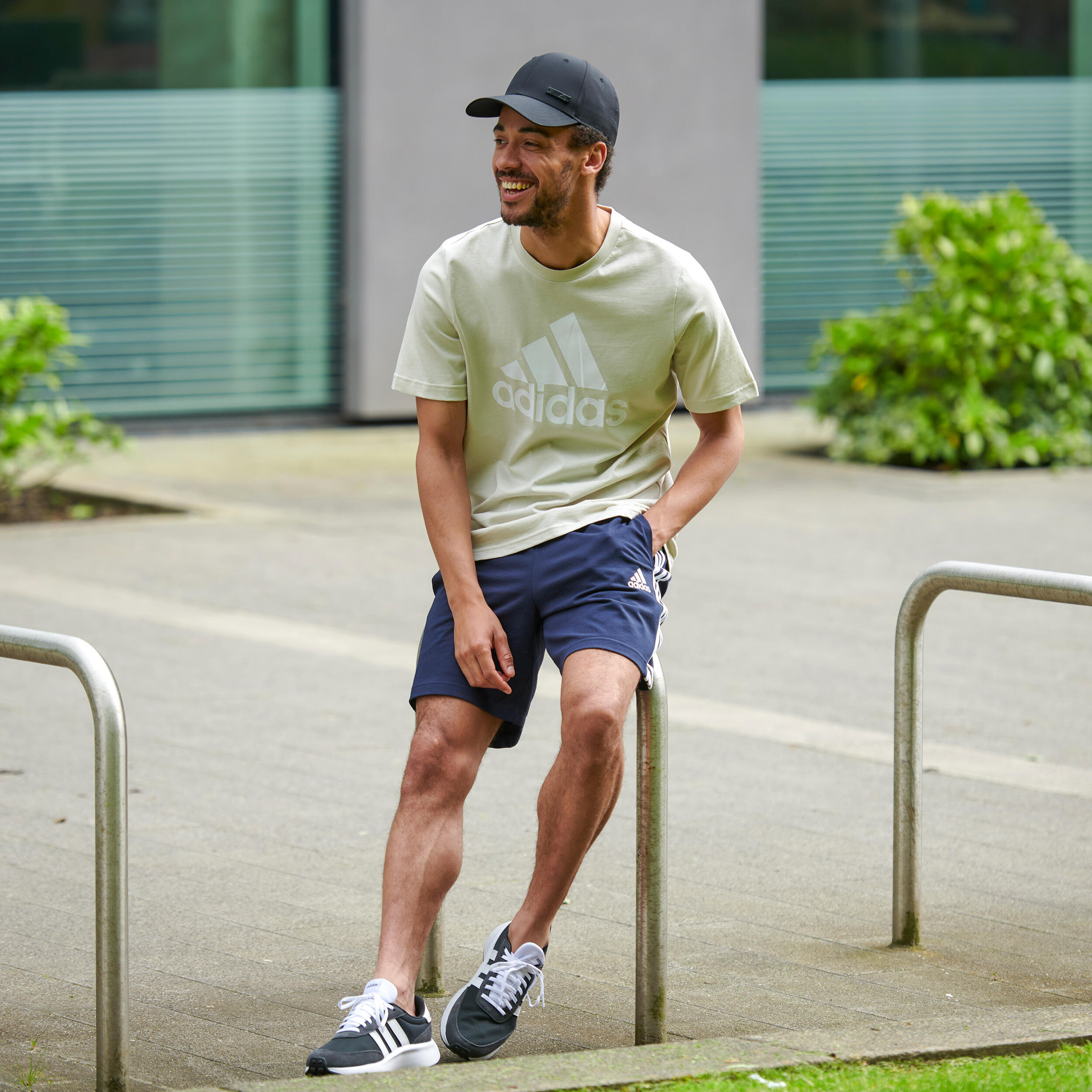 Fitness cap Adidas black