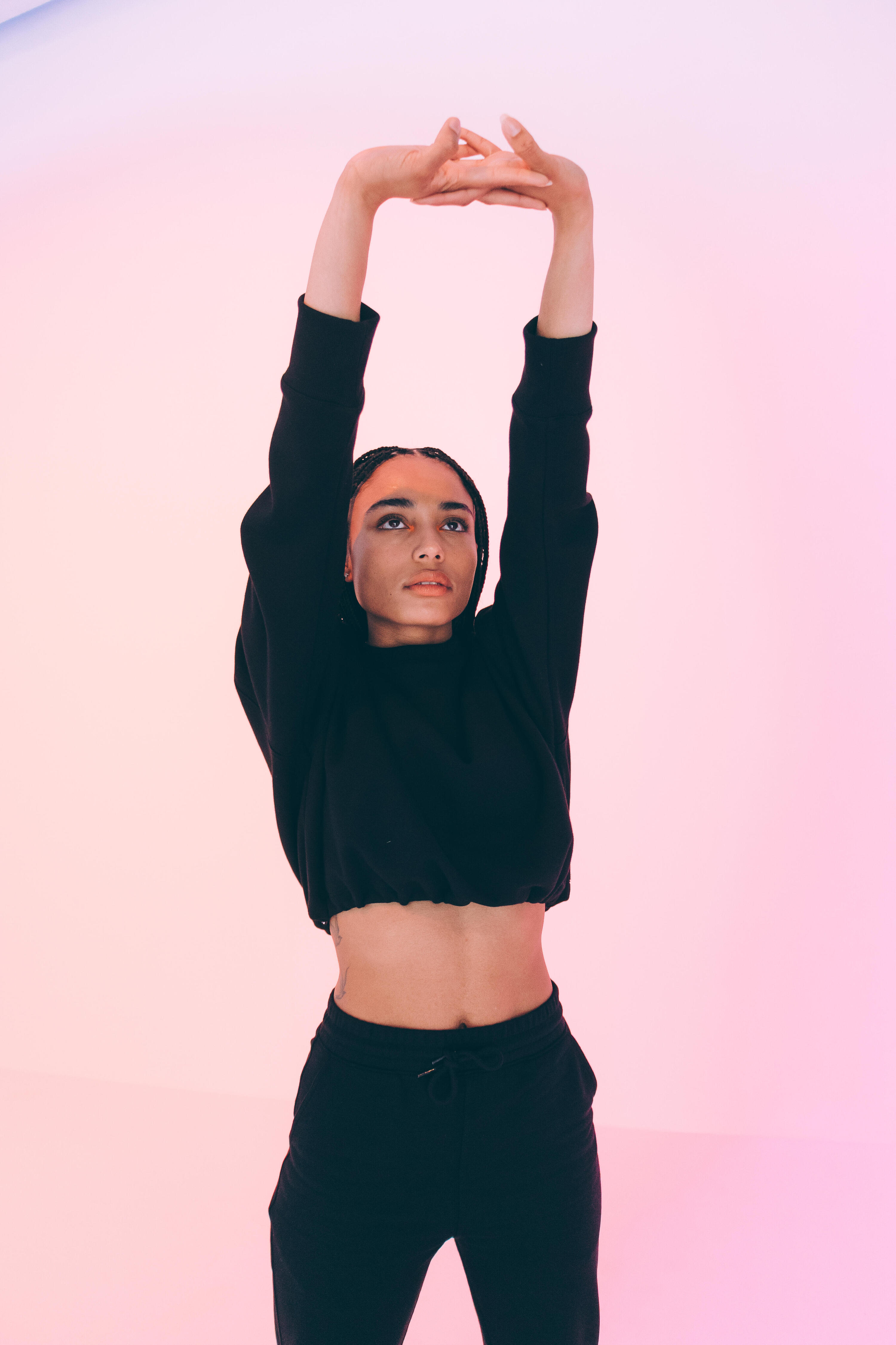 Felpa donna palestra cropped pesante nera 23/53