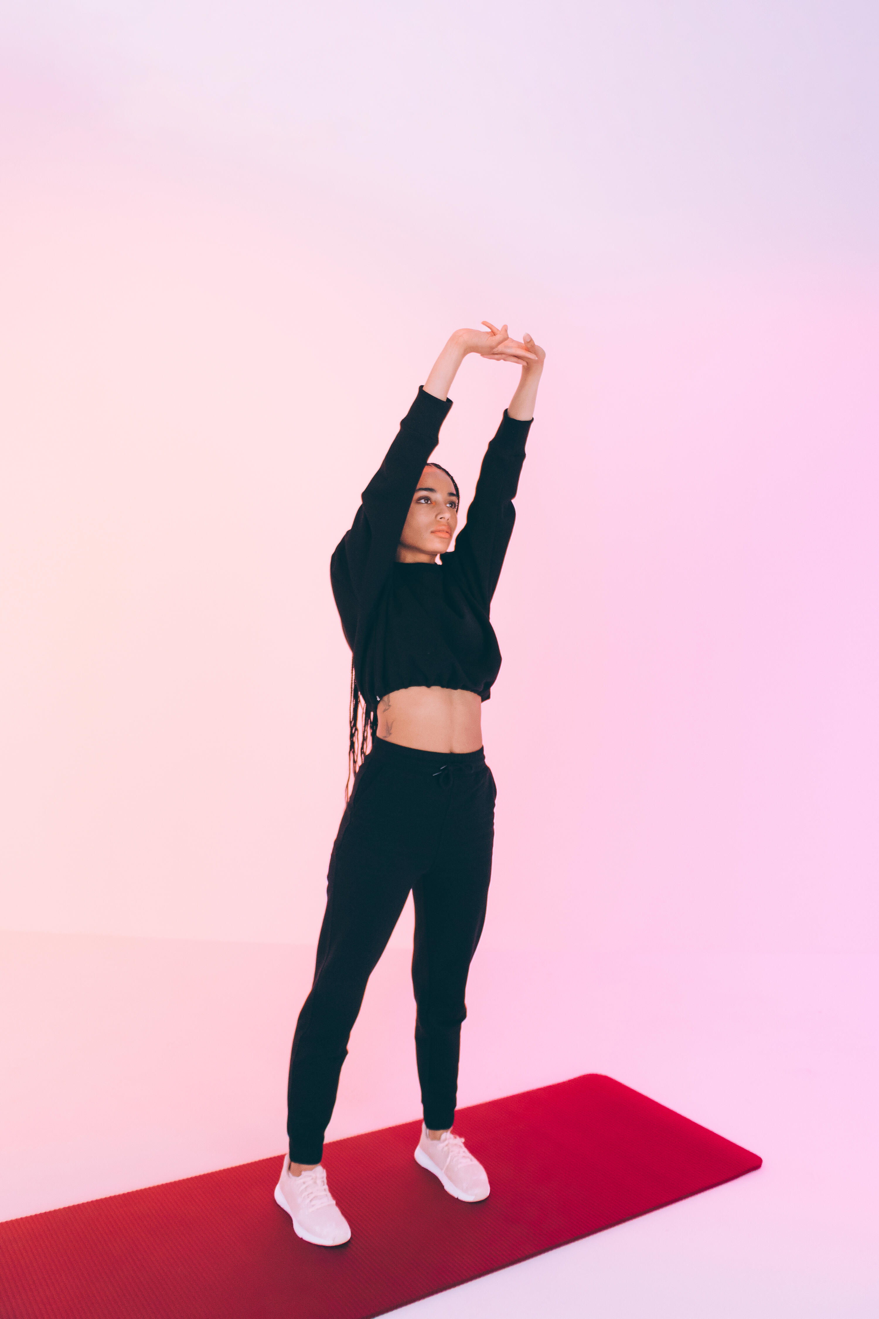 Felpa donna palestra cropped pesante nera 25/53