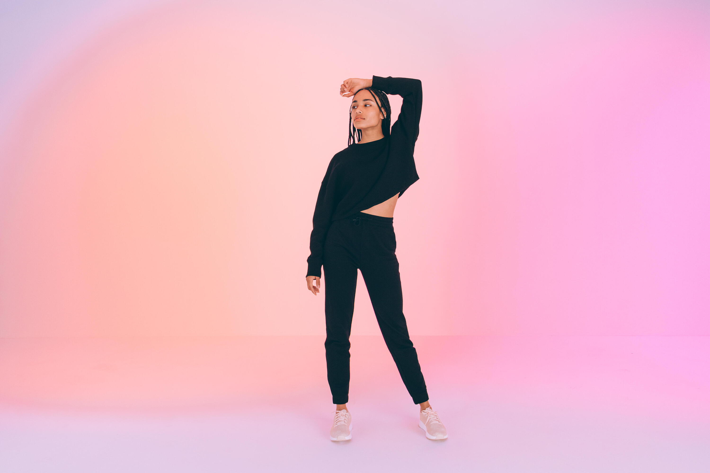 Felpa donna palestra cropped pesante nera 38/53