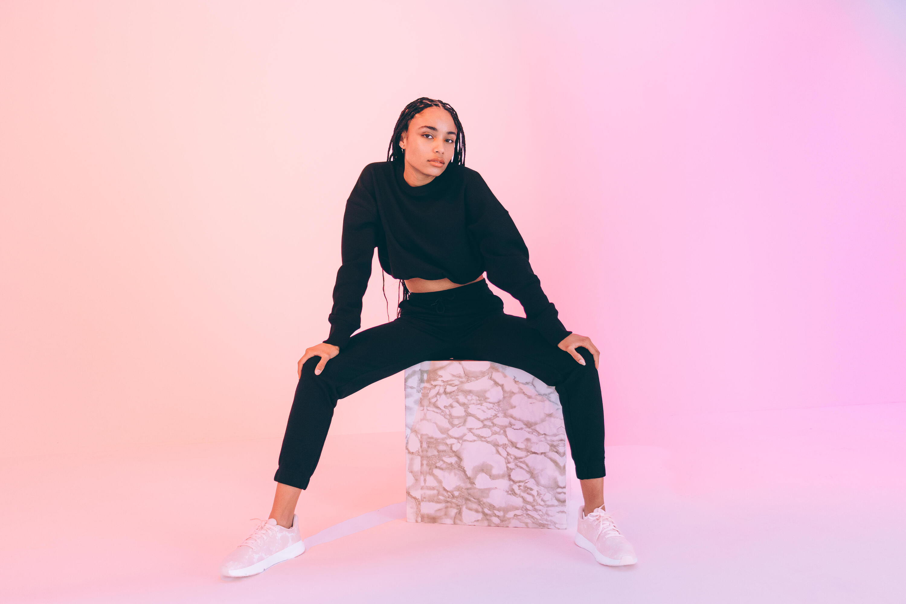 Felpa donna palestra cropped pesante nera 45/53