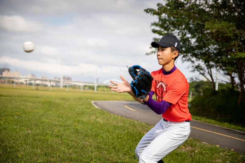 Rękawica miotacza do baseballa Kipsta BA150 dla leworęcznych