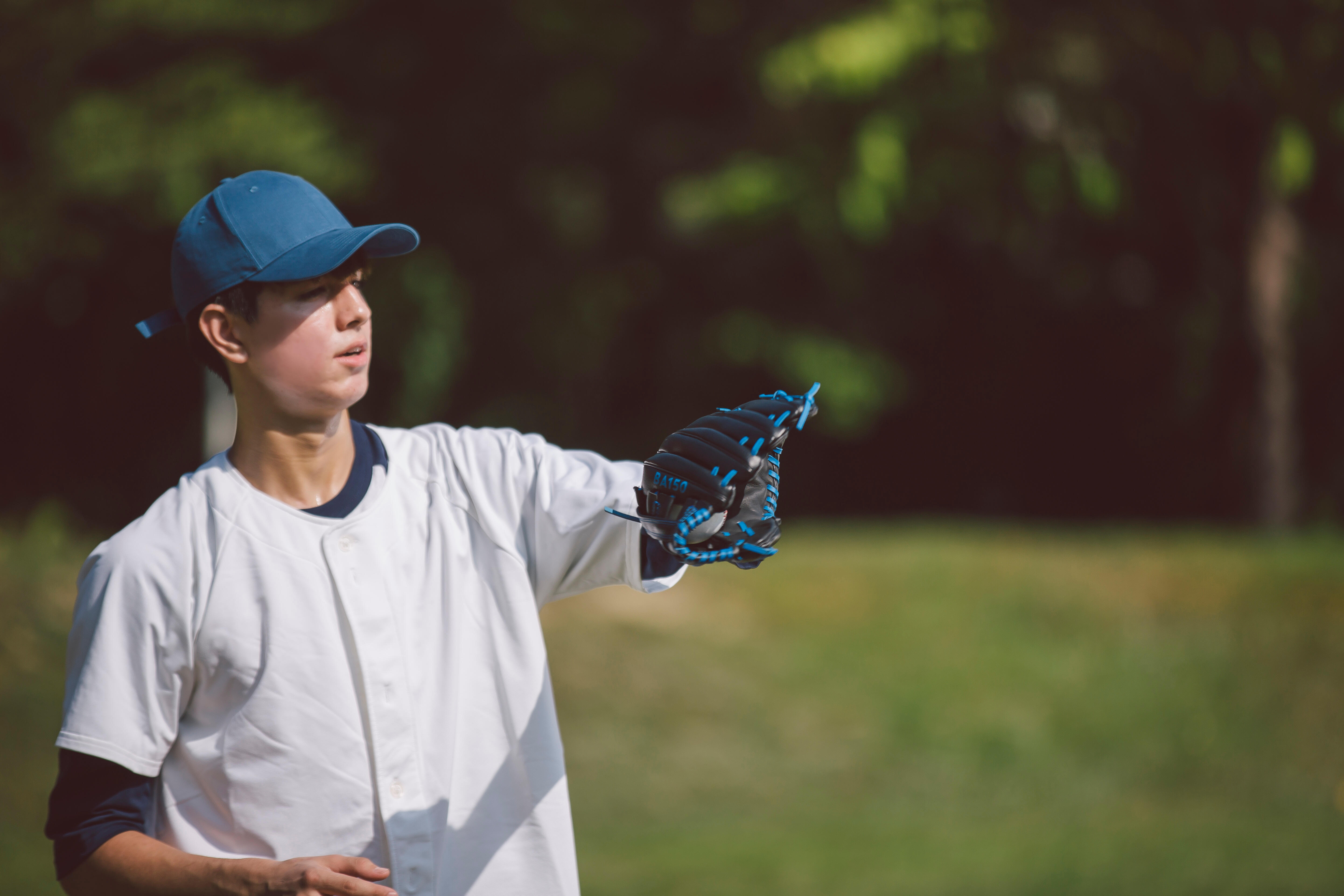 Gant de baseball gaucher - BA 150 noir/bleu - KIPSTA