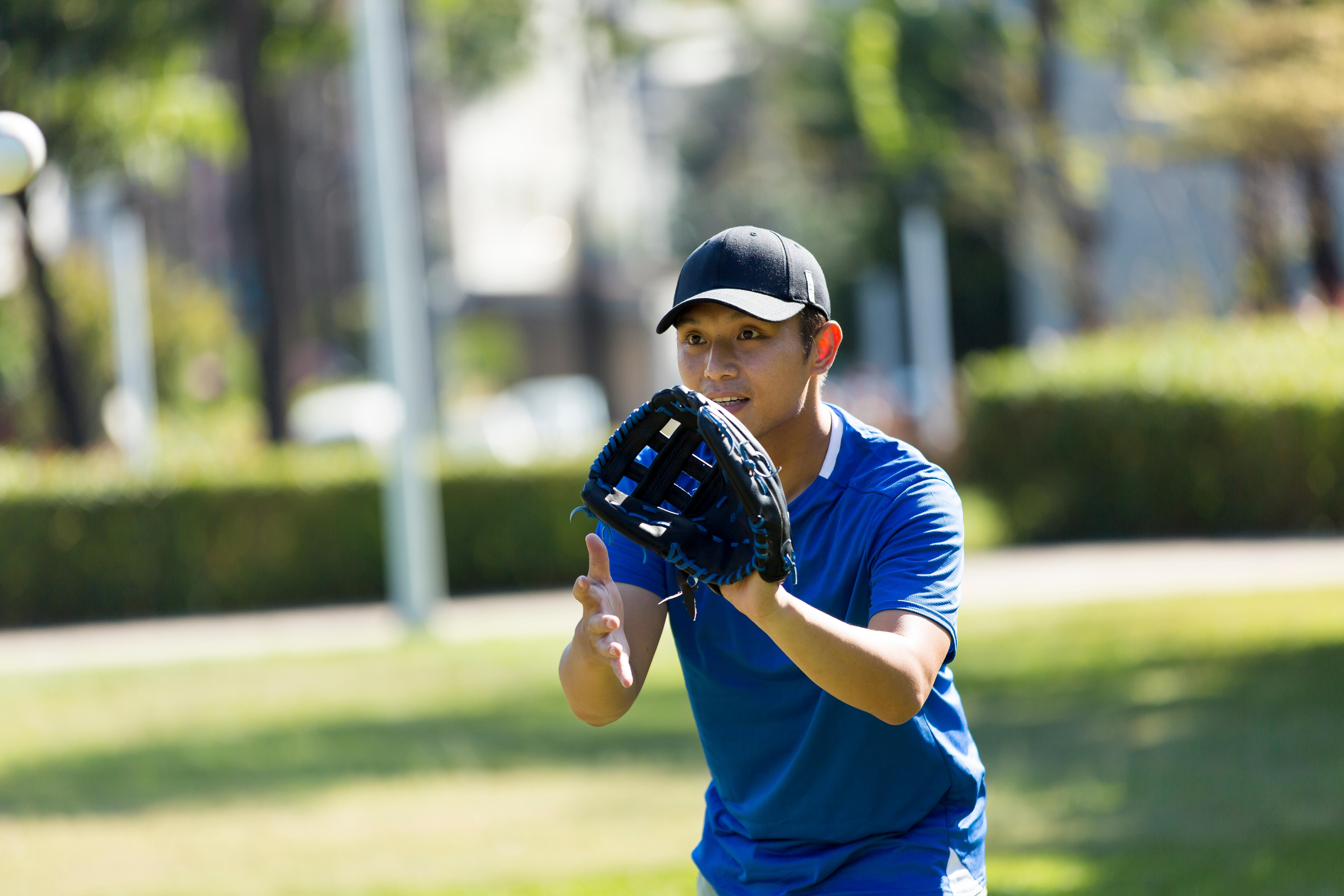 Gant de baseball droitier - BA 150 noir/bleu - KIPSTA