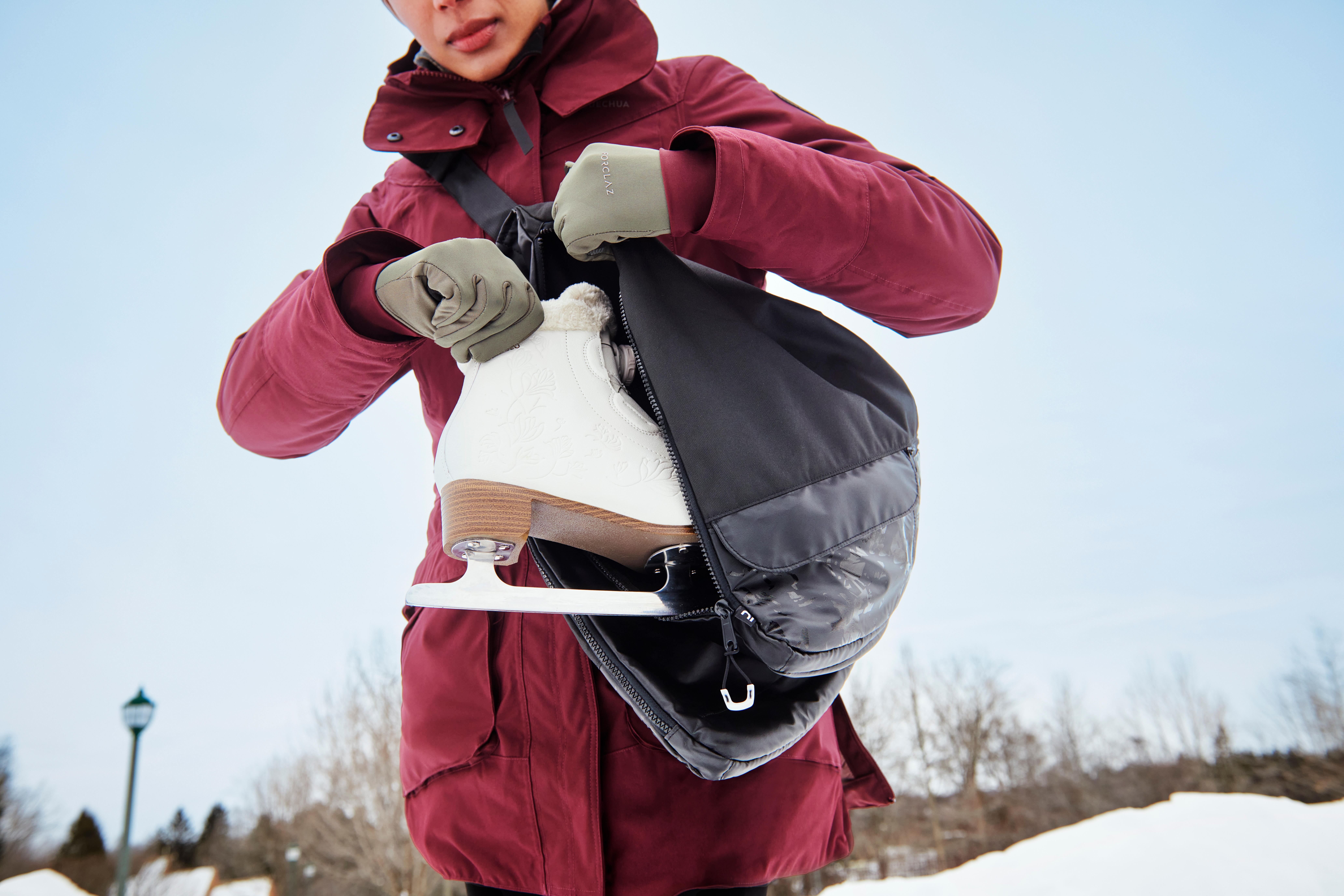 25L 3-in-1 Ice Skating Skate Bag - Black - OXELO