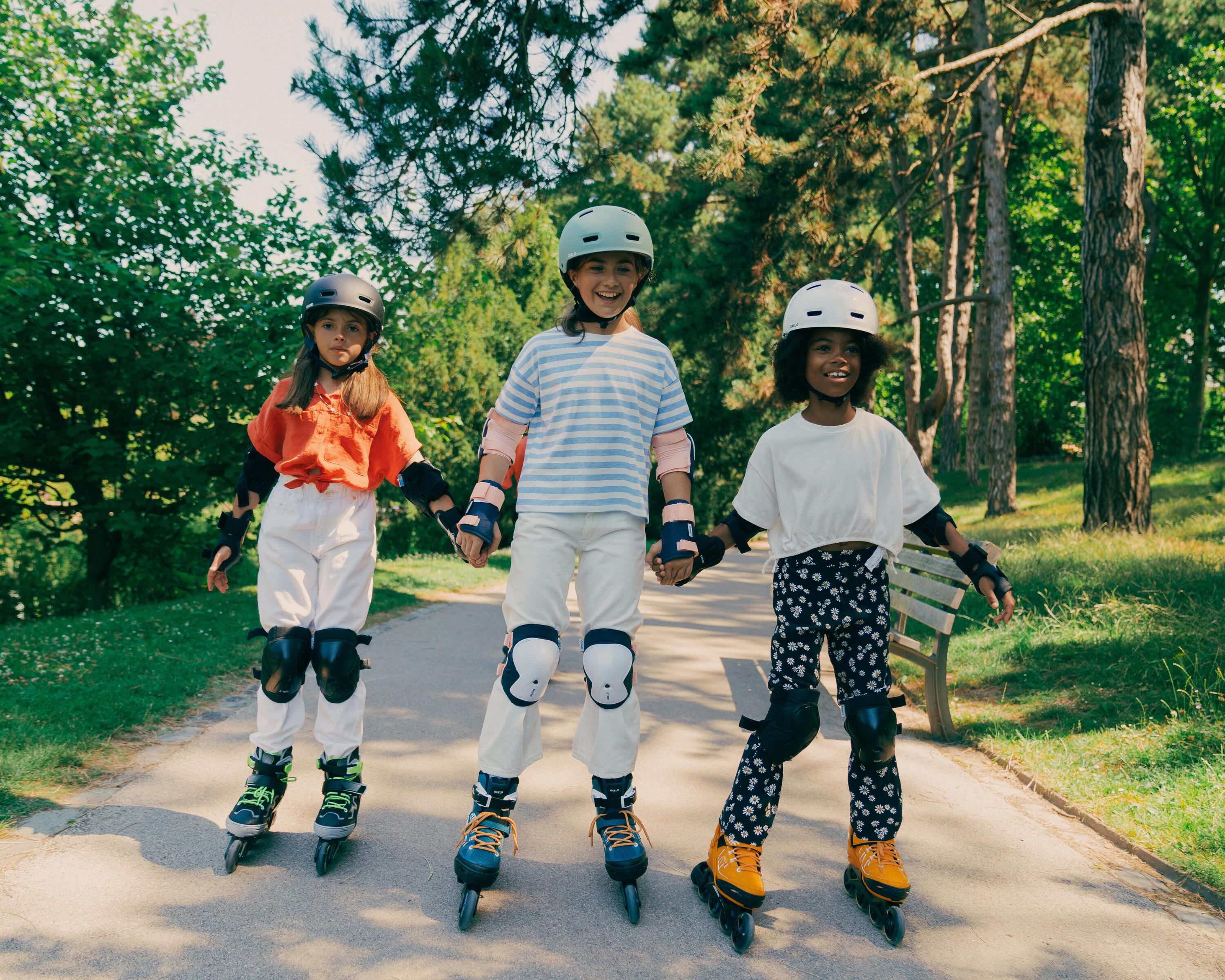 Set 3x2 protections roller trottinette skate enfant PLAY noir 24/26