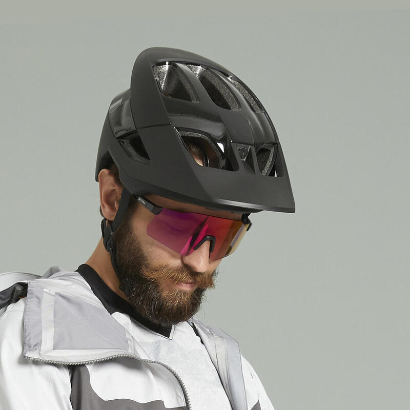 Cyklistická helma ROCKRIDER FEEL černá 