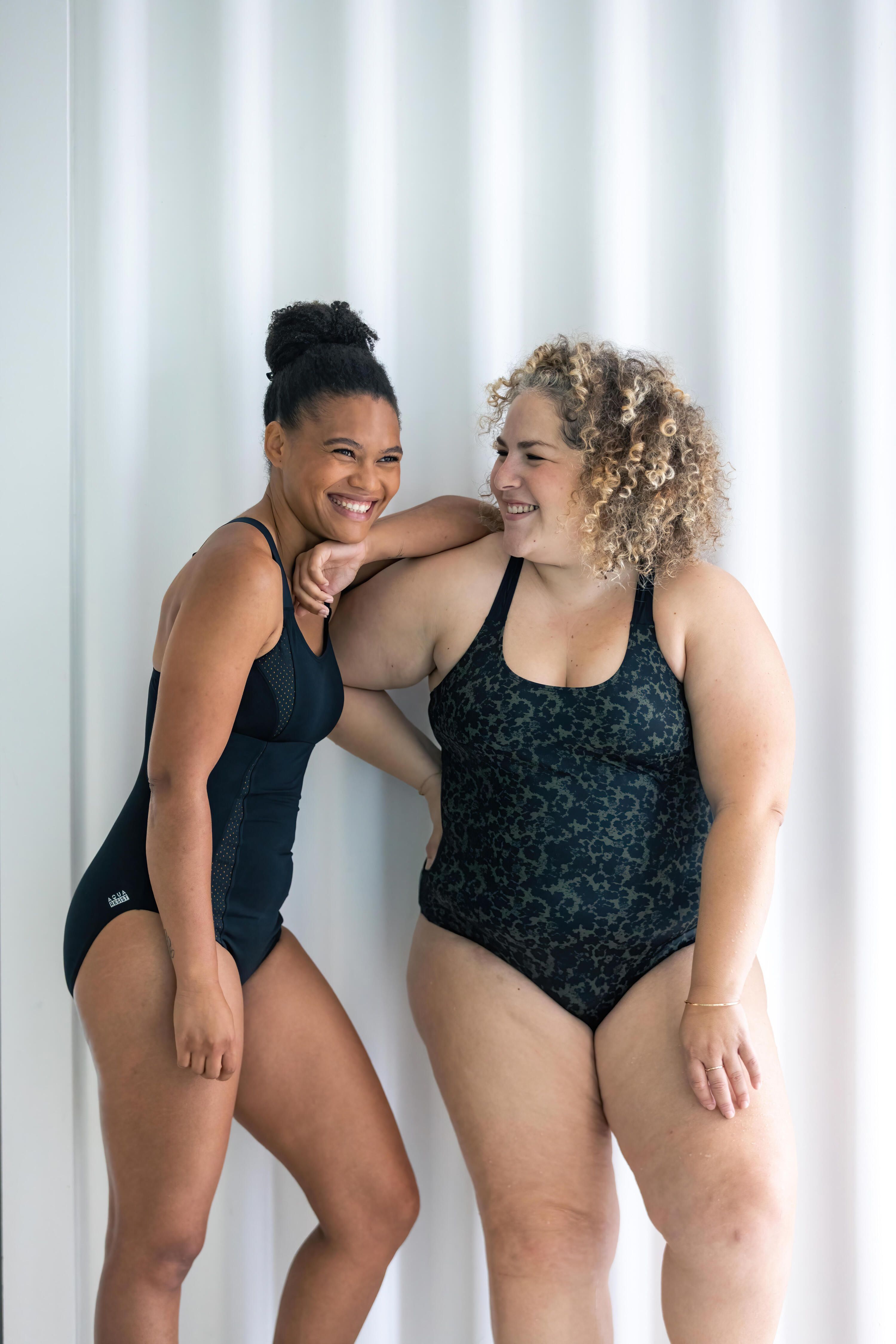 Maillot de bain 1 pièce Aquafitness femme Elea noir moutarde 9/9