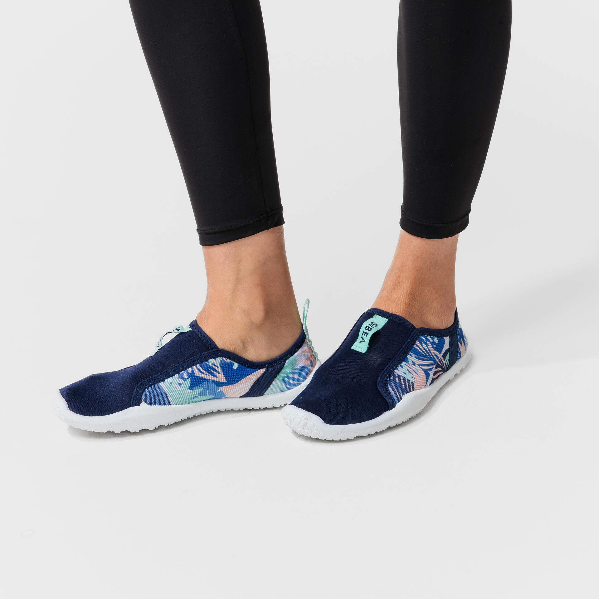 Elasticated Aquashoes for Adults Aquashoes 120 Leaf Dream