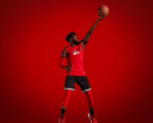 Des tenues de basket aux couleurs de légendes
