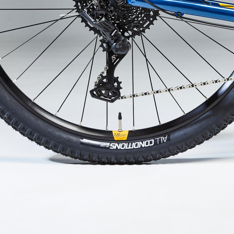 29" Touring Mountain Bike Explore 520 Blue / Orange ROCKRIDER Decathlon