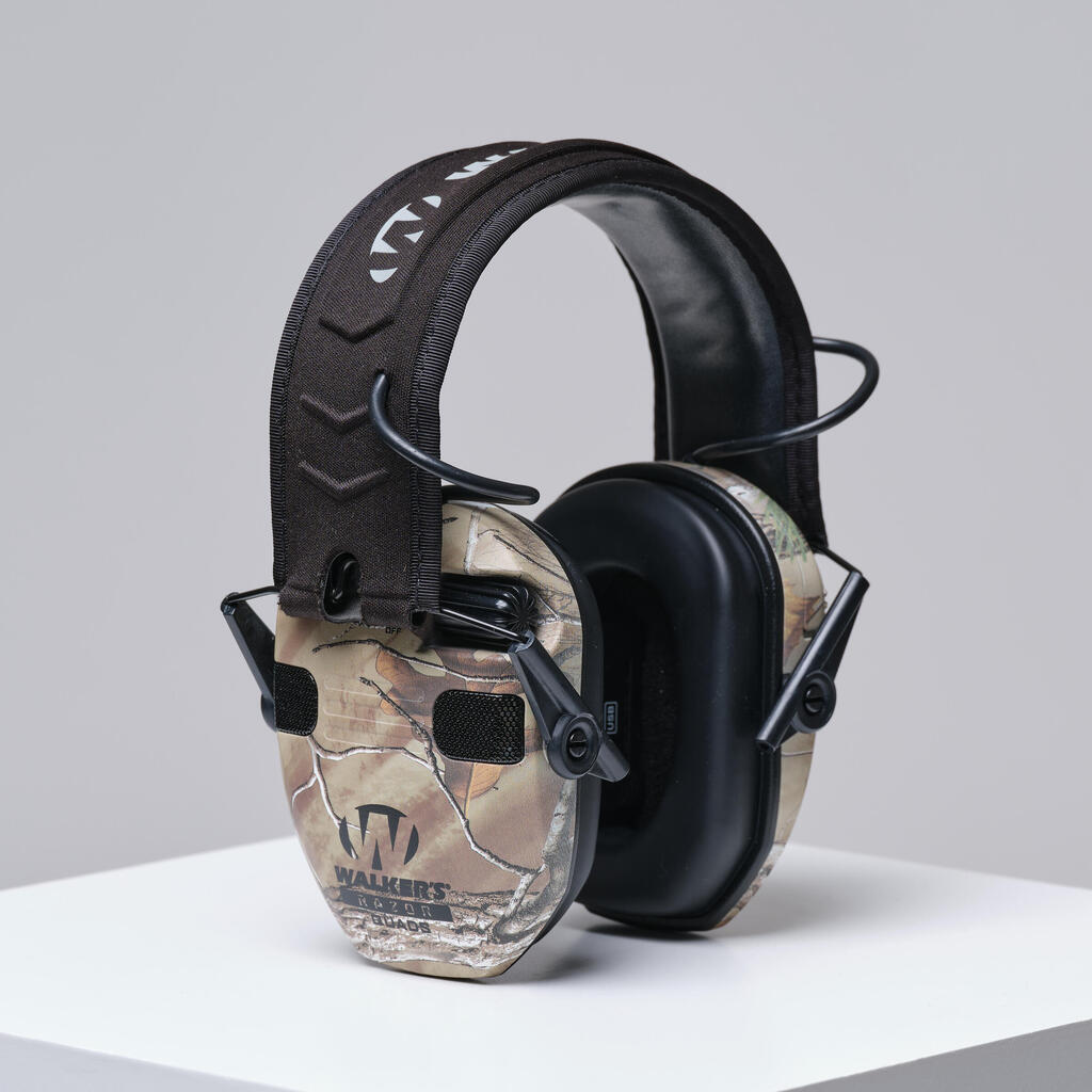 ELECTRONIC NOISE-REDUCING EAR DEFENDERS WALKER’S RAZOR QUADS - CAMO