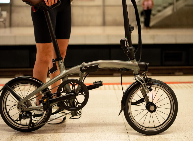 vélo-pliant-tilt-decathlon-ville-urbain
