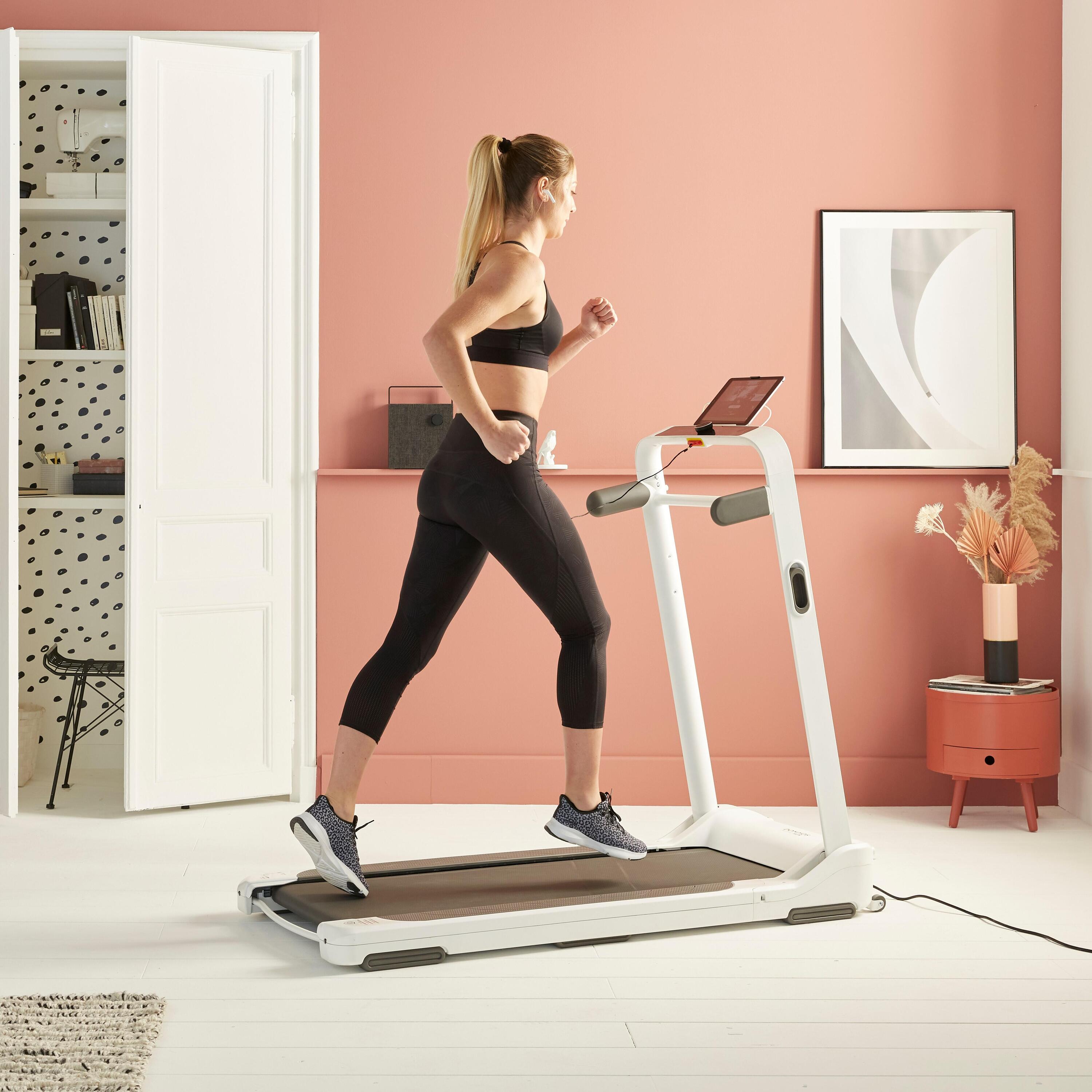 Cinta Correr Initial Run Compacta Conectada 12 km/h 45 × 120 cm Sin Montaje 10/12