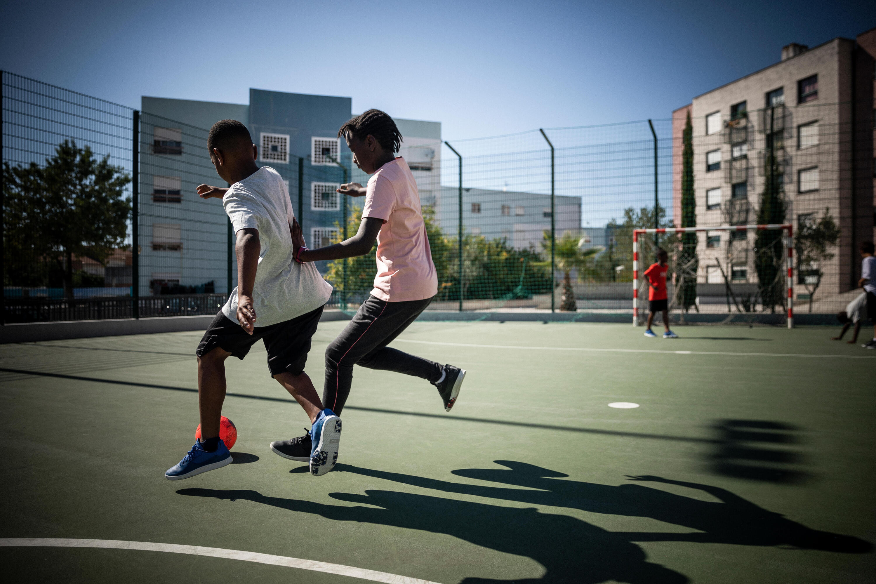 Chaussures enfants BARRIO Street Football JR Bleu 13/16