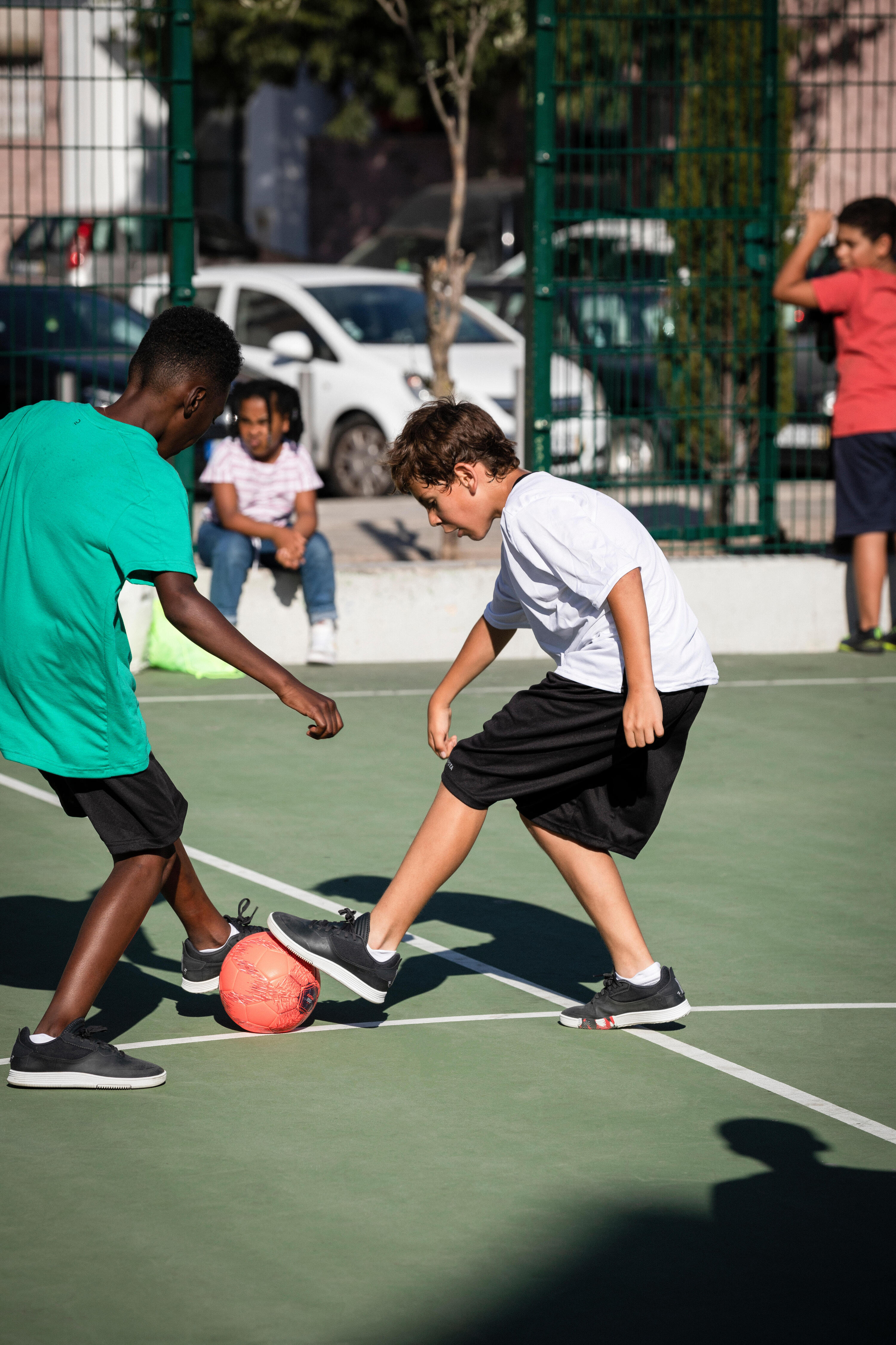 Chaussures enfants BARRIO Street Football JR Noir 17/19