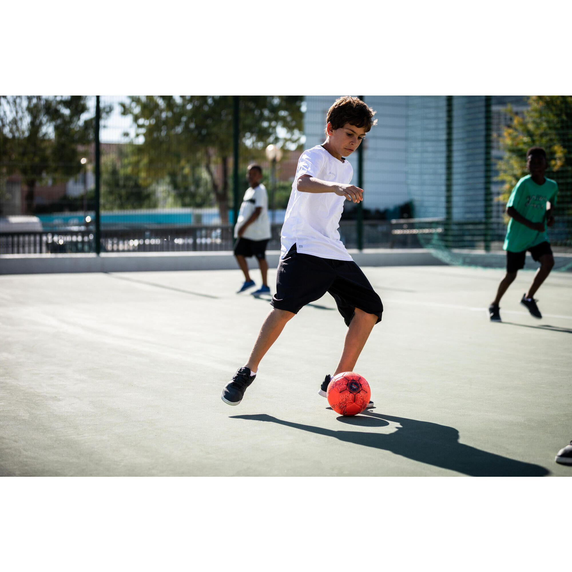 Children's shoes BARRIO Street Football JR Black