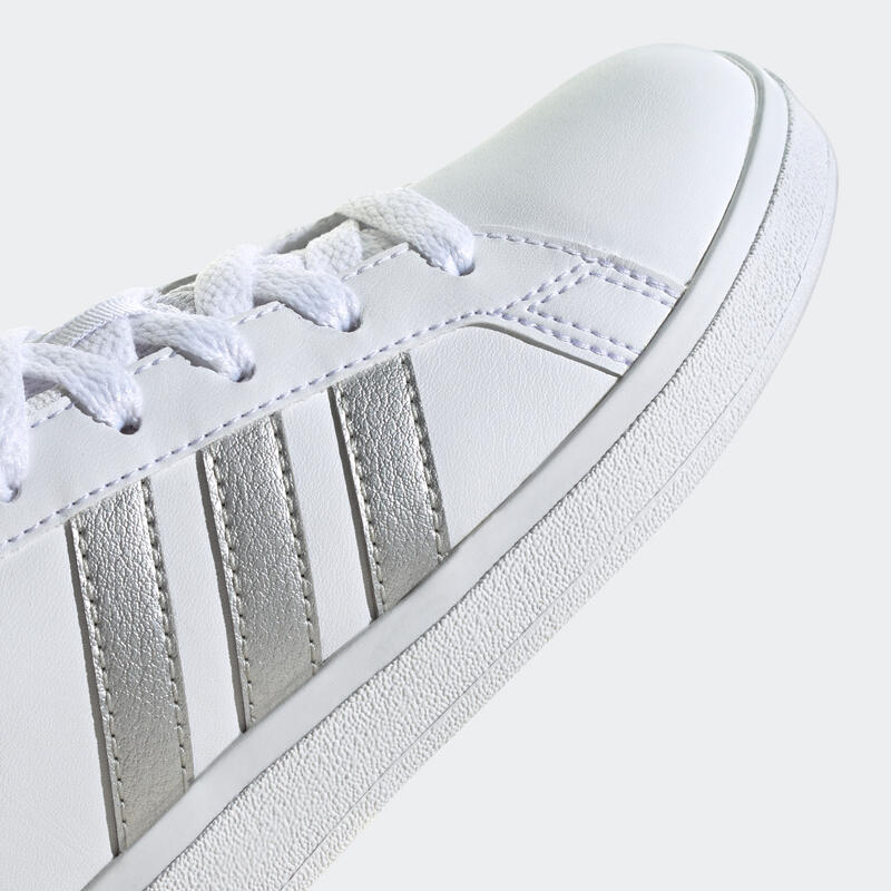 Scarpe da ginnastica Adidas bambino GRAND COURT bianco perlato