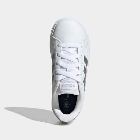Παιδικά αθλητικά παπούτσια Grand Court με κορδόνια - Λευκό/Λευκό περλέ