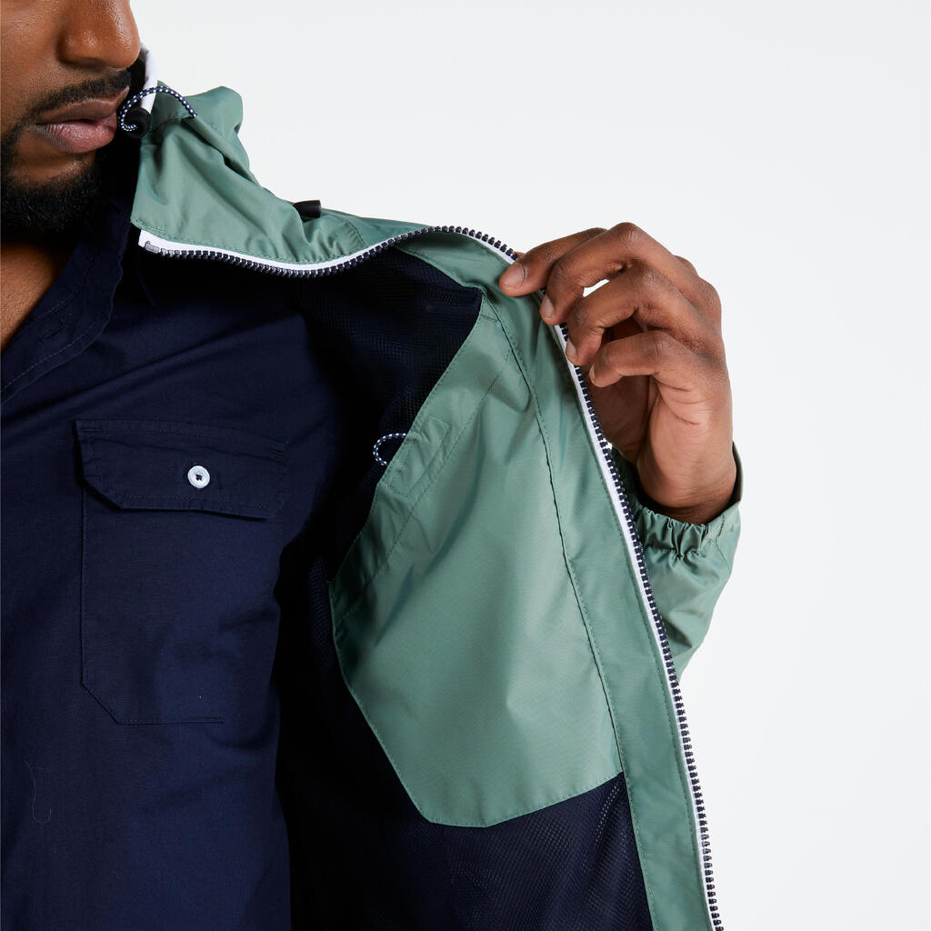 Chamarra de vela impermeable azul marino con blanco para hombre Sailing 100