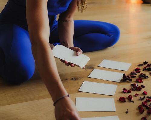 Les cartes oracles, un accompagnement à votre pratique du yoga