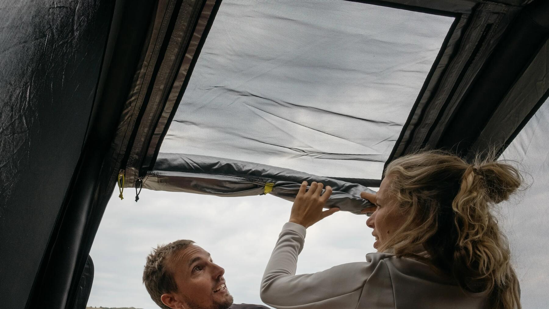 camping roof tent