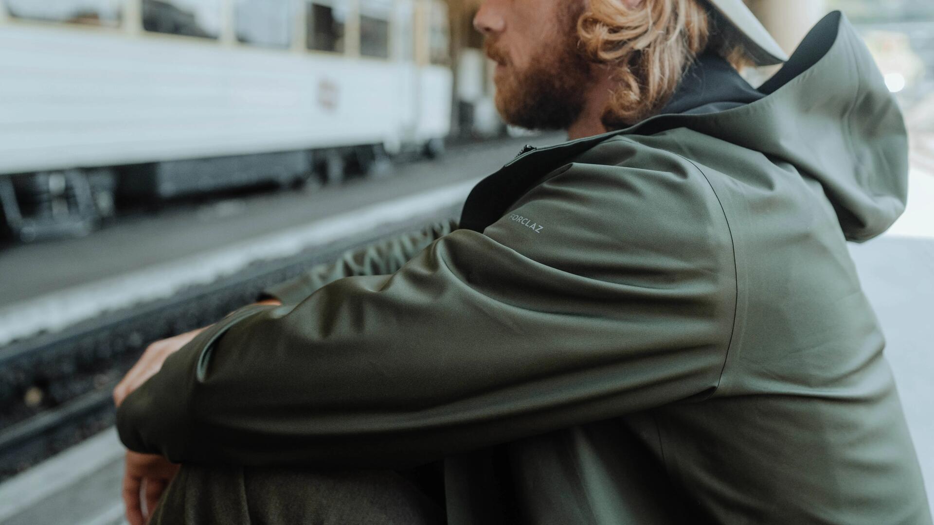 Reinigung der wasserdichten Jacke MINIMAL EDITIONS LOCAL: