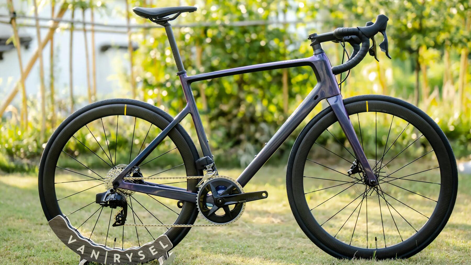 Van rysel road bike