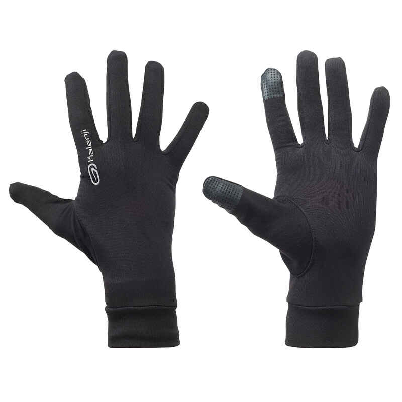No te congeles las manos por manejar el móvil: estos son los guantes  táctiles que arrasan en