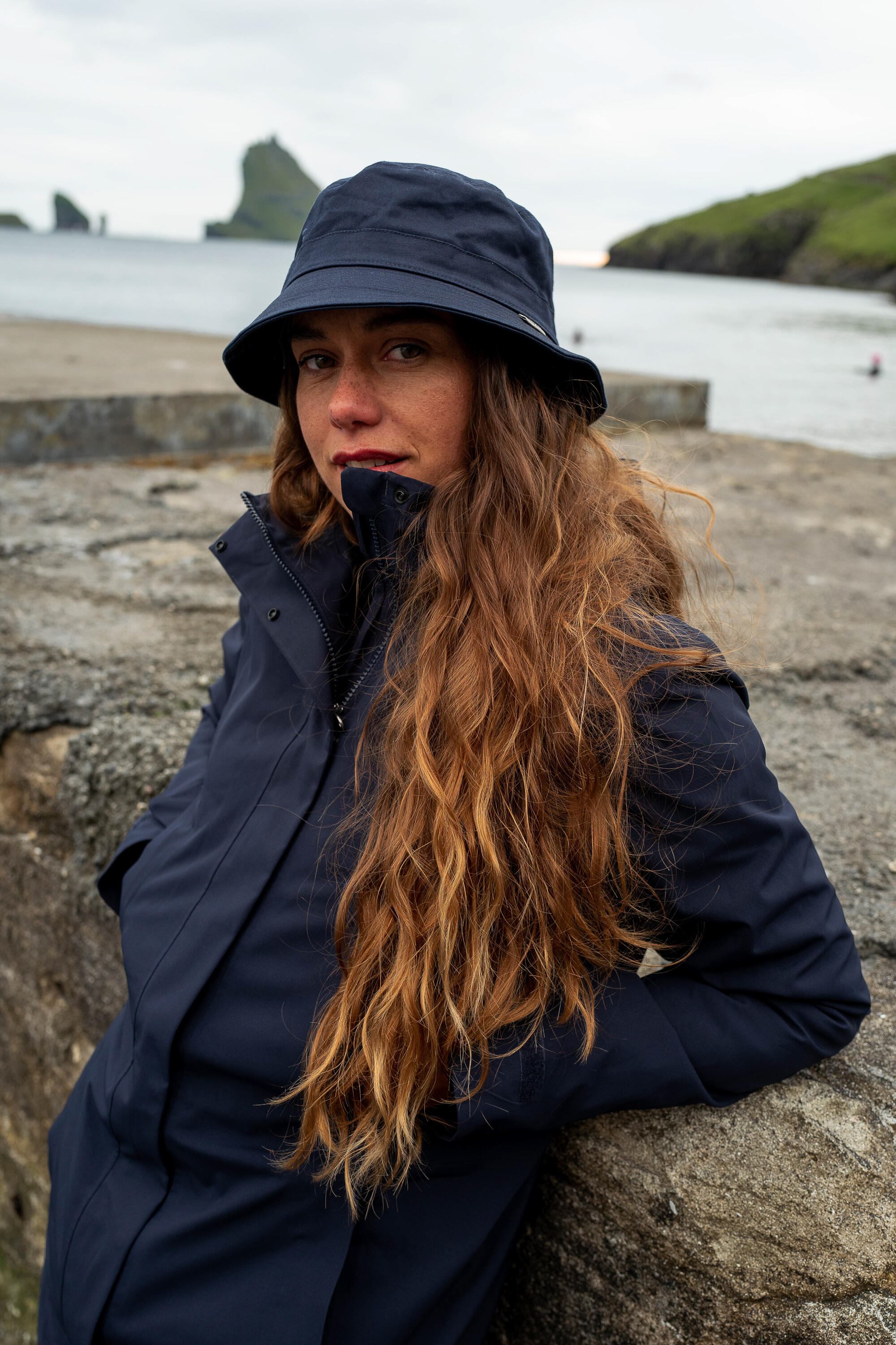 Jas Sailing 500 dames waterdicht lang marineblauw 38/39
