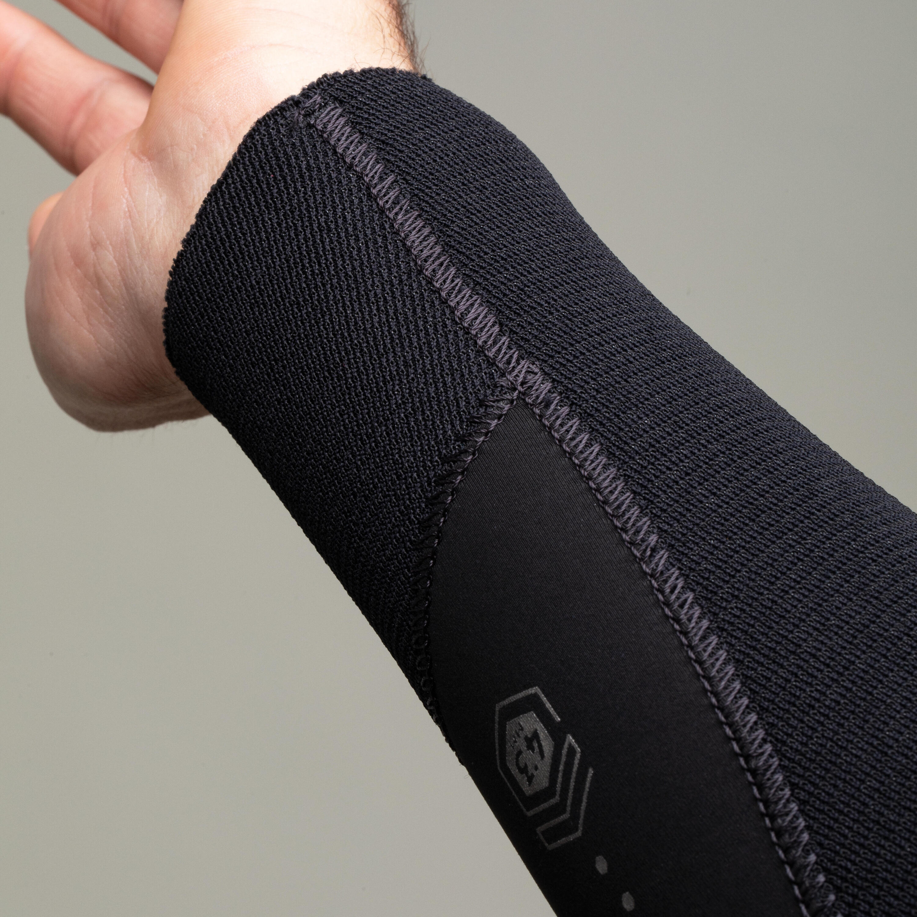Neopreno surf Hombre agua fría 4/3mm Front Zip 900 negro 12/17