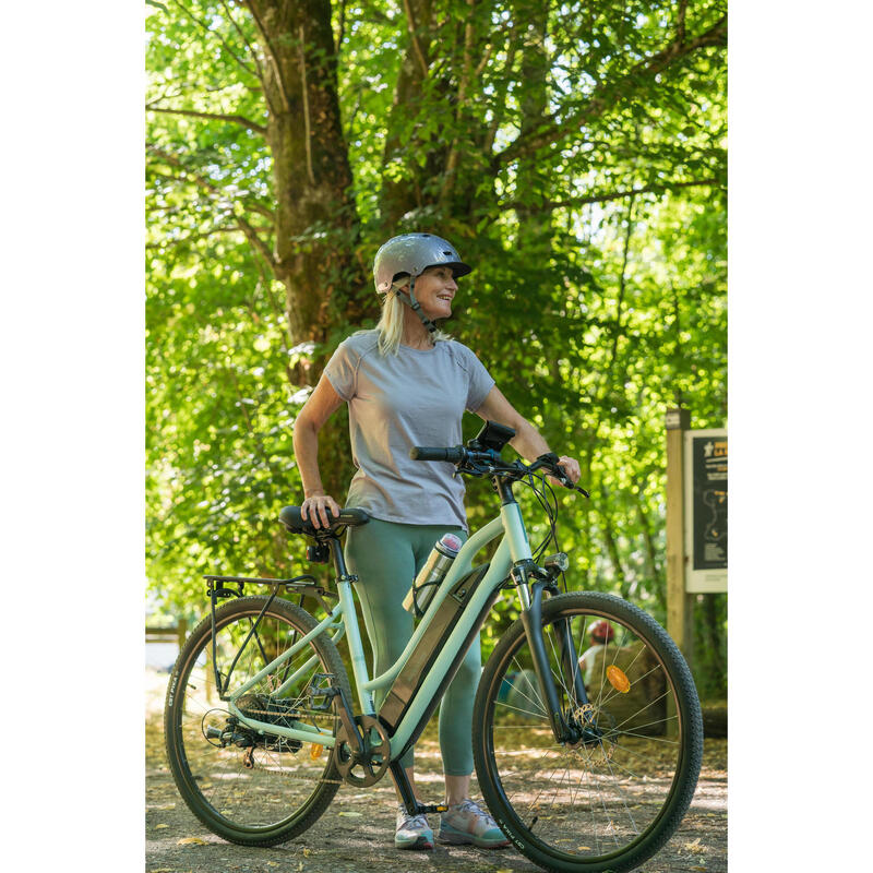 Bicicleta eléctrica trekking cuadro bajo Riverside 100 E azul