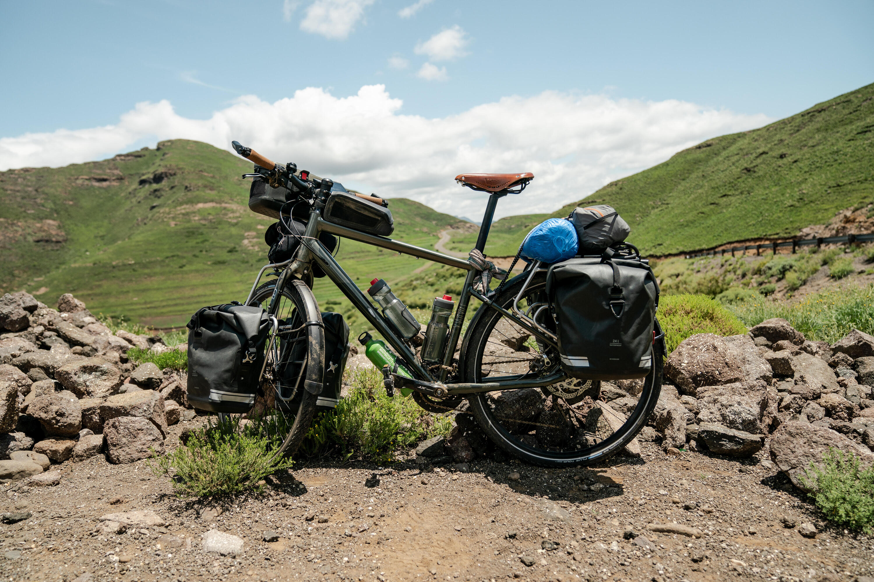 BICICLETA DE VIAGEM RIVERSIDE TOURING 900 18/21