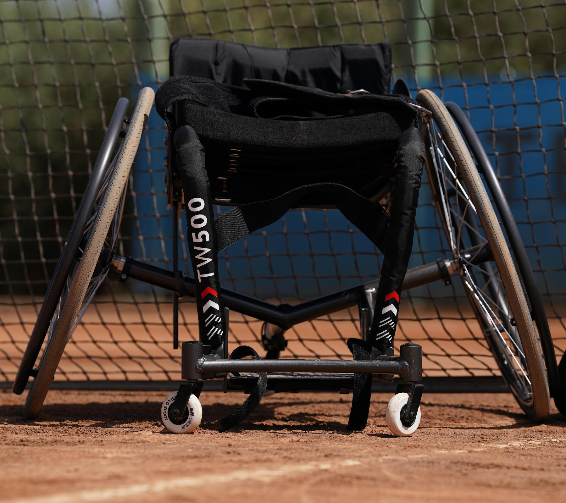 Carrozzina tennis tavolo - tennis - badminton