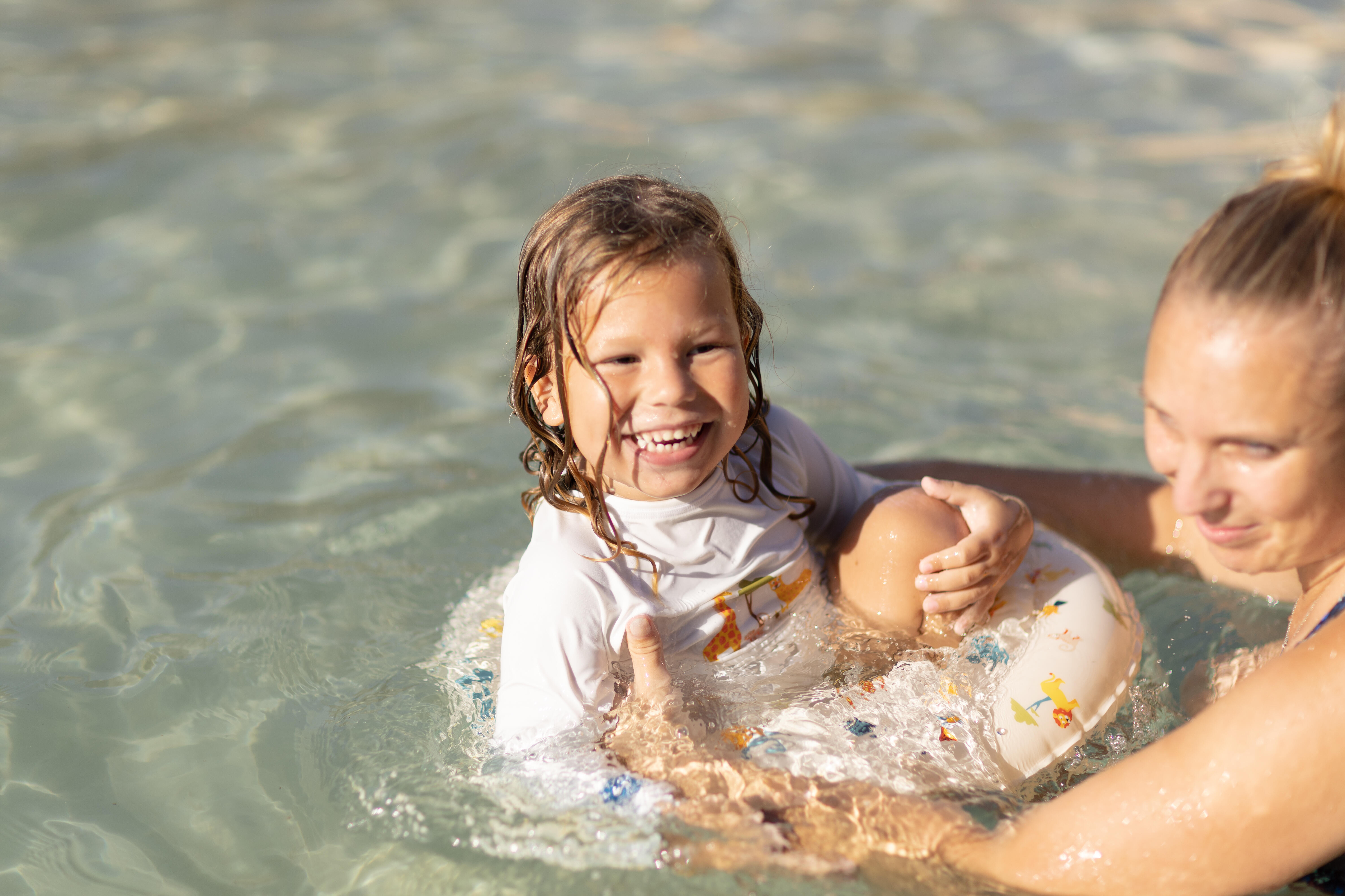 Kids’ Inflatable Swim Ring 51 cm, Savanna Print Age 3–6 - DECATHLON